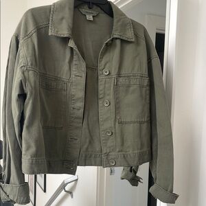 Old Navy cropped denim jacket Green Olive, Army green Medium added measurements